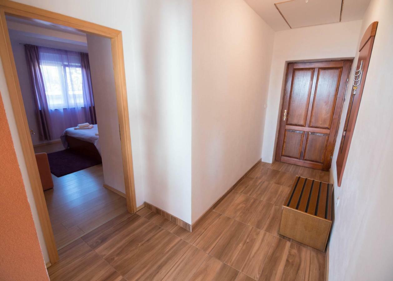 Apartments Villa Kristina Супетарска-Драга Экстерьер фото